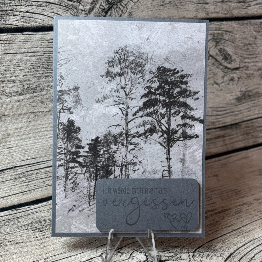 Karte Hoch, Trauer, Baeume, Grau - Weiß - Schwarz